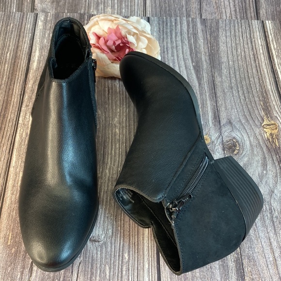 STYLE & CO Wileyy Black Ankle Booties 9M - Picture 3 of 8